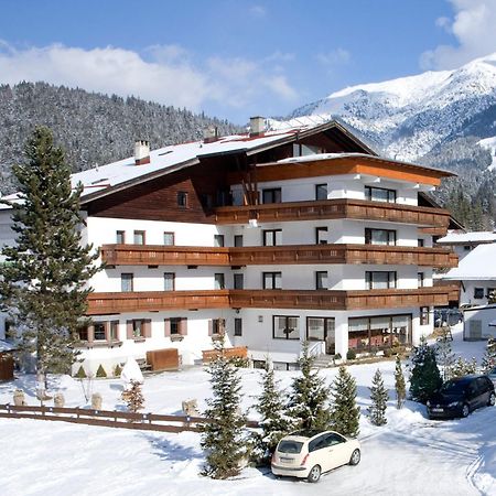 Hotel Schoenegg Seefeld in Tirol Extérieur photo