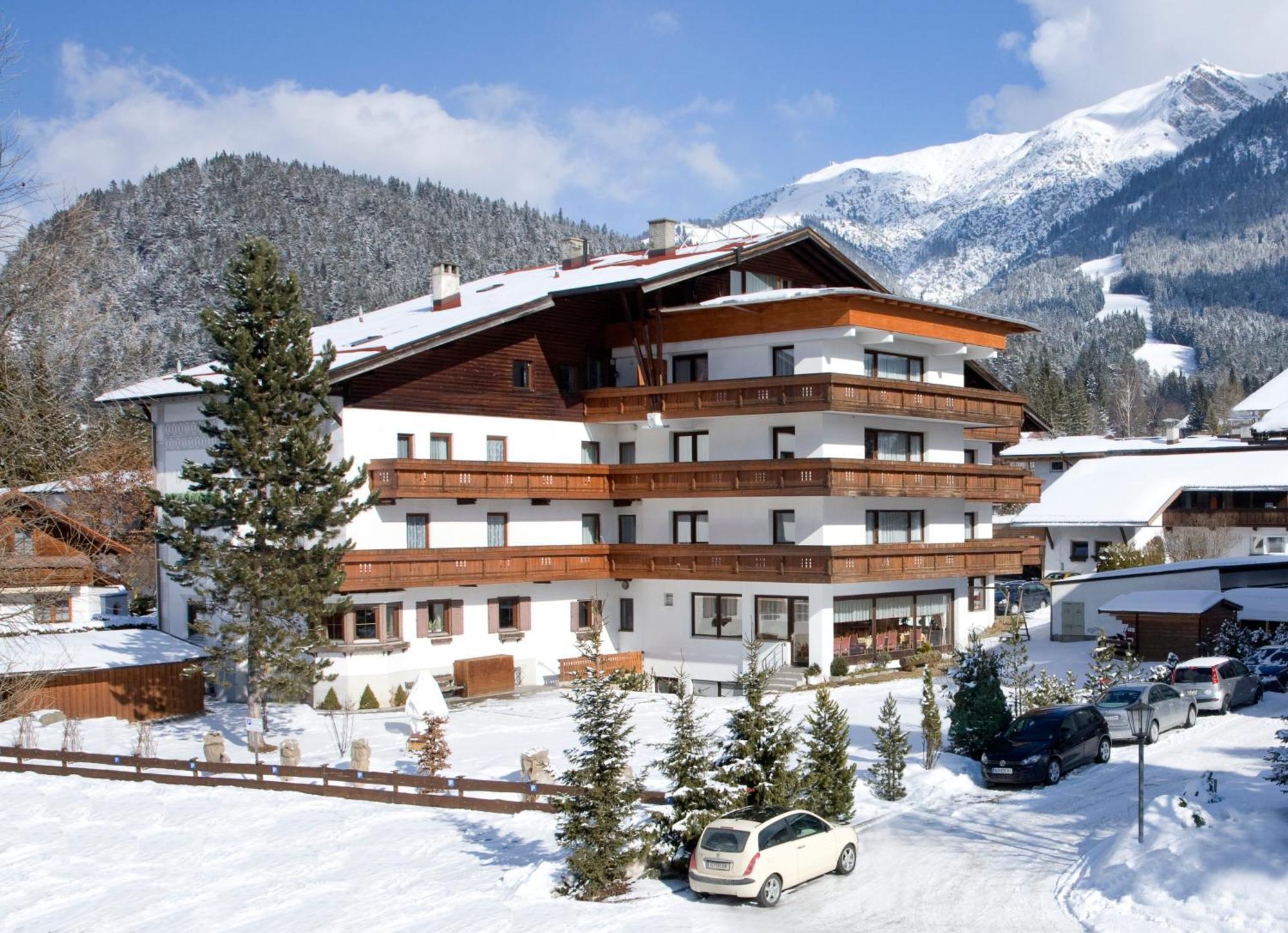 Hotel Schoenegg Seefeld in Tirol Extérieur photo