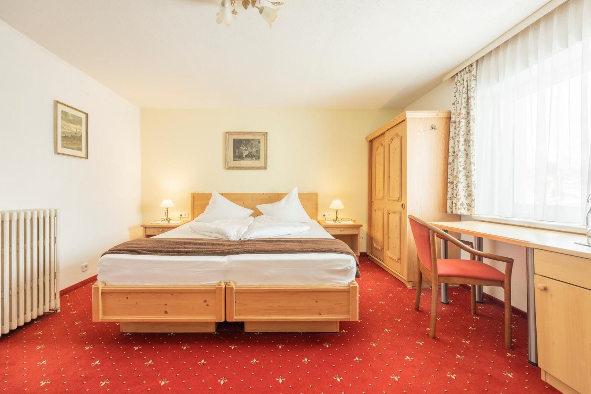 Hotel Schoenegg Seefeld in Tirol Chambre photo