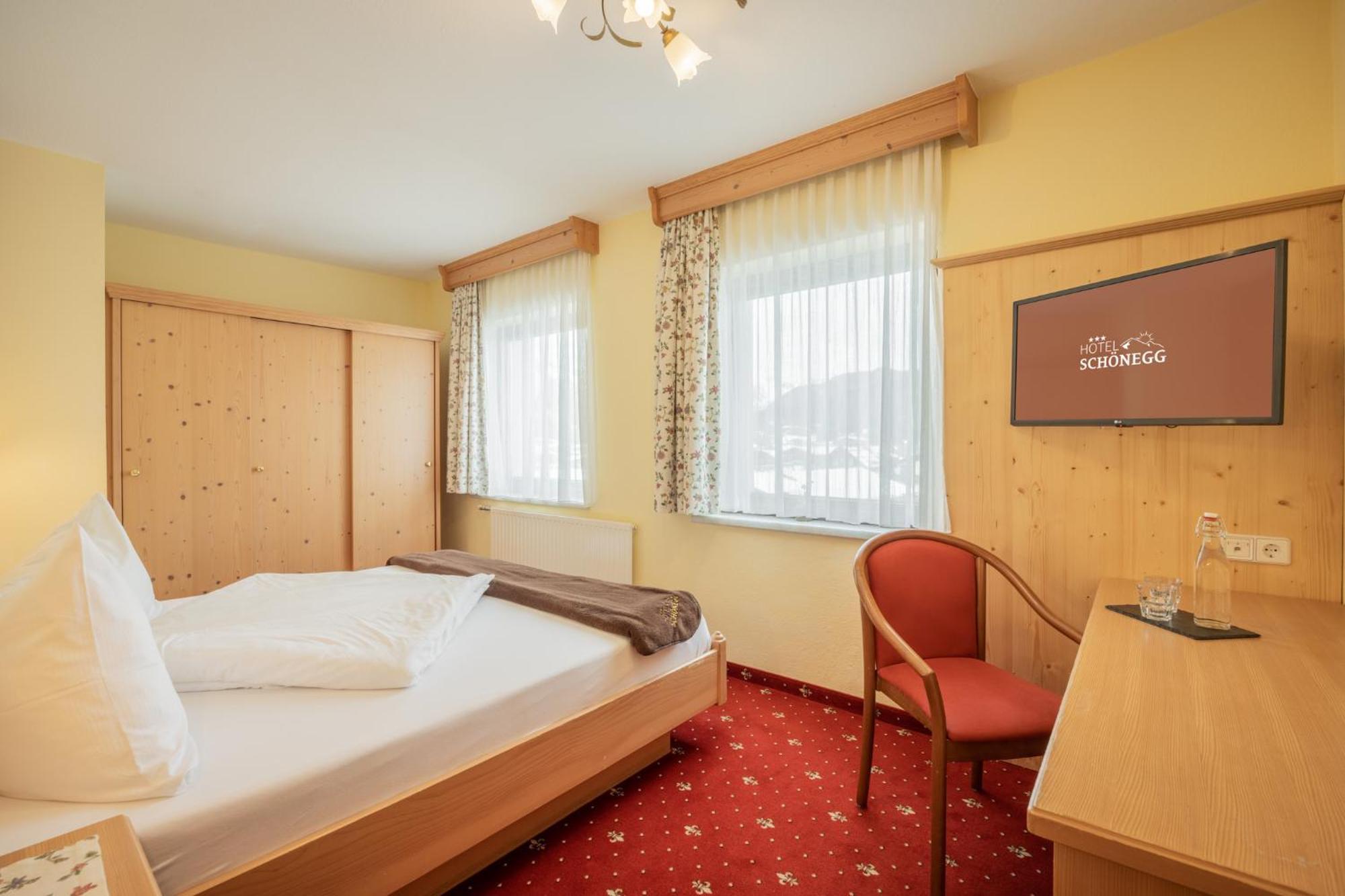 Hotel Schoenegg Seefeld in Tirol Chambre photo