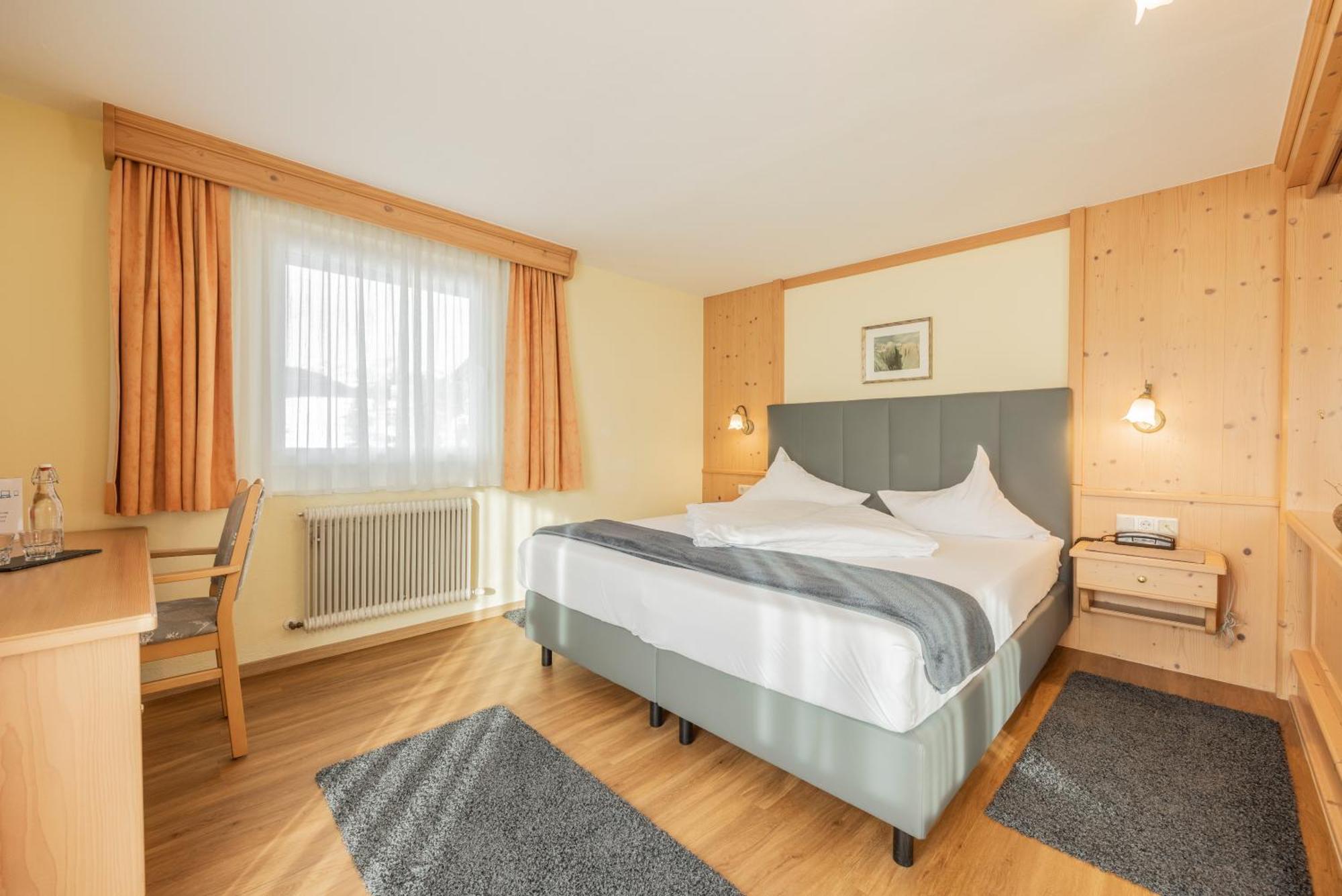 Hotel Schoenegg Seefeld in Tirol Chambre photo