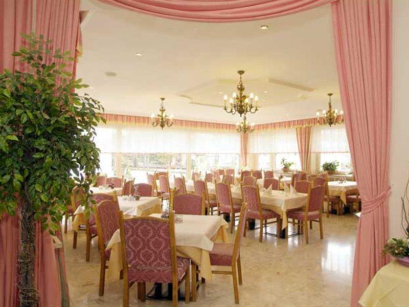 Hotel Schoenegg Seefeld in Tirol Extérieur photo