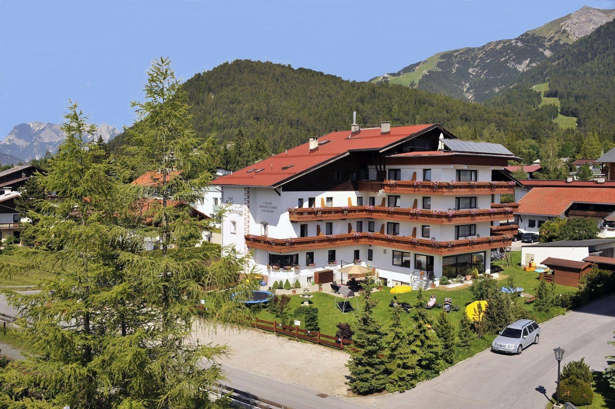 Hotel Schoenegg Seefeld in Tirol Extérieur photo